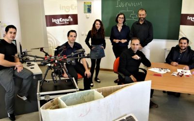 Drones equipados con cámaras térmicas y sensores radiométricos para la monitorización de paneles solares